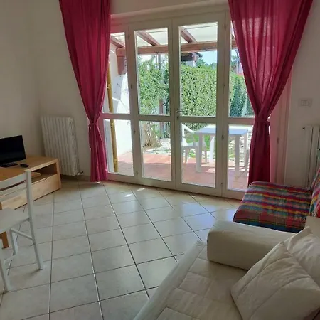 Bilocale Con Piscina E Incluse Taunus Vacanze Cod 354 * Sirolo